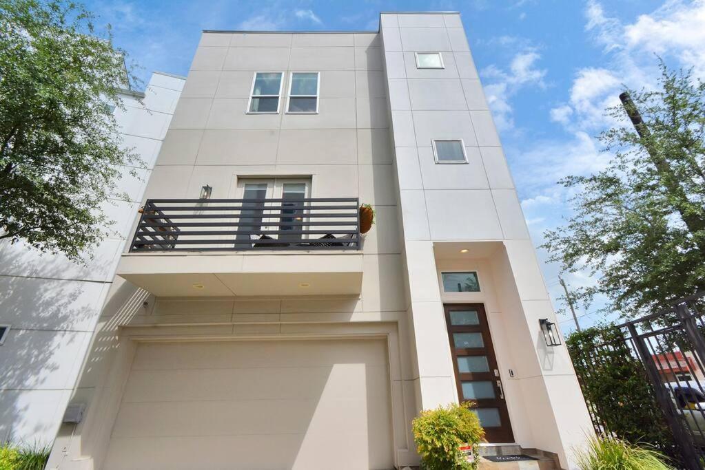Casa Labella - Downtown Skyline Views - Sleeps 10 Villa Хюстън Екстериор снимка